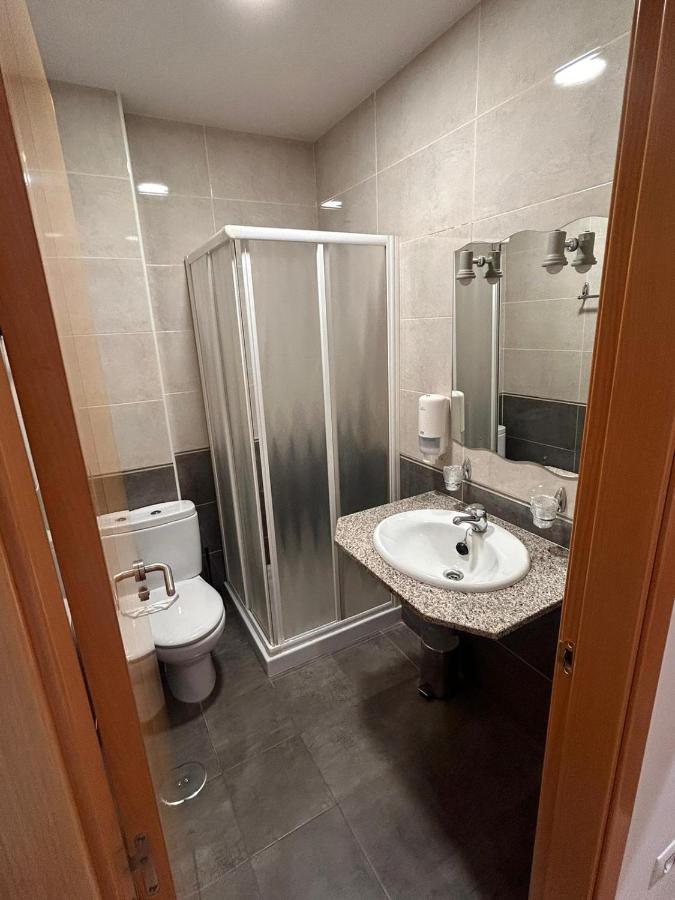 Hostal Restaurante Aqua Ourense Exteriör bild